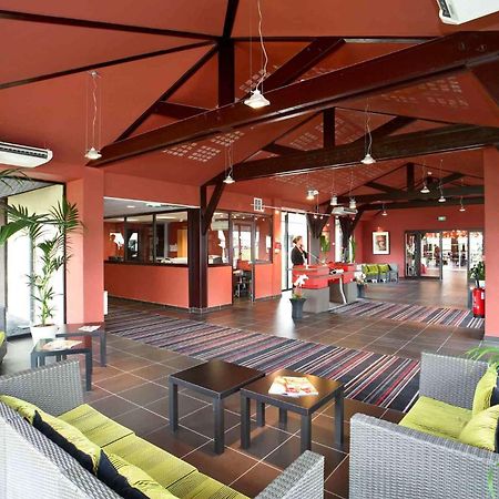 Ibis Styles Segre Hotel Bagian luar foto